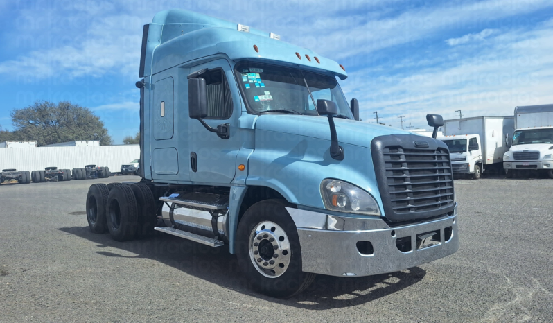 
								Freightliner Cascadia 2018 lleno									