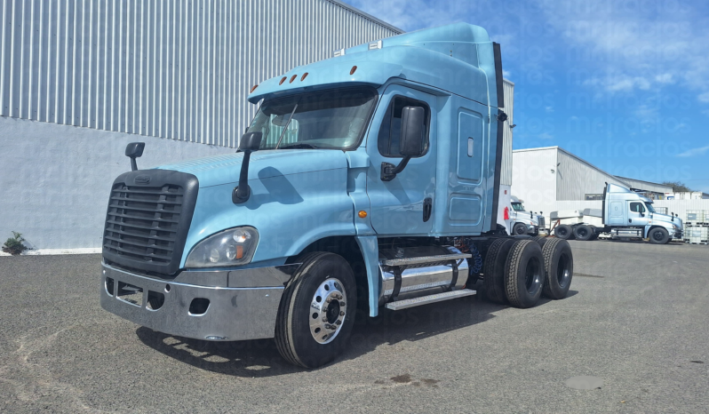 
								Freightliner Cascadia 2018 lleno									