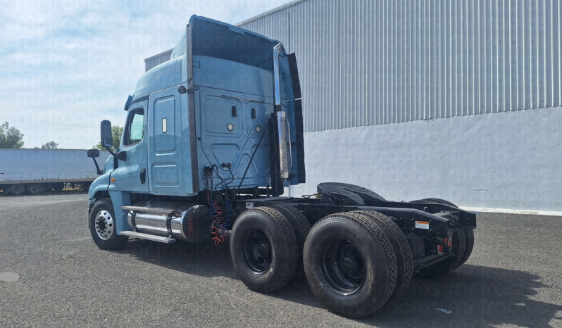 
								Freightliner Cascadia 2018 lleno									