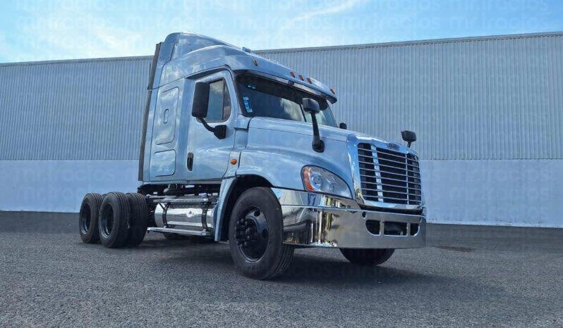 
								Freightliner Cascadia 2017 lleno									