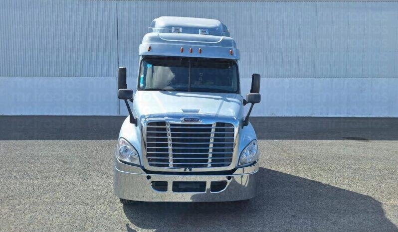 
								Freightliner Cascadia 2017 lleno									