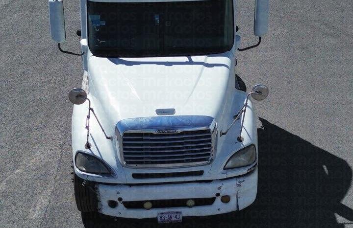 Freightliner Columbia 2013 lleno