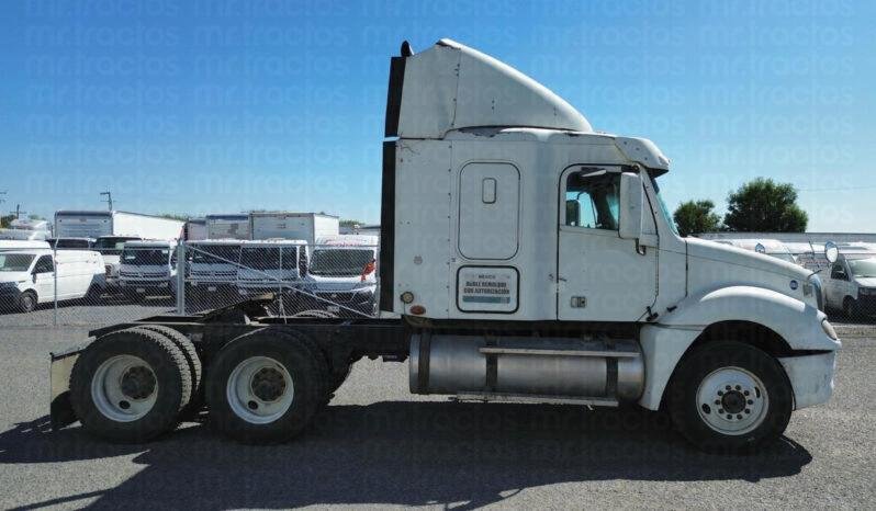 
								Freightliner Columbia 2013 lleno									