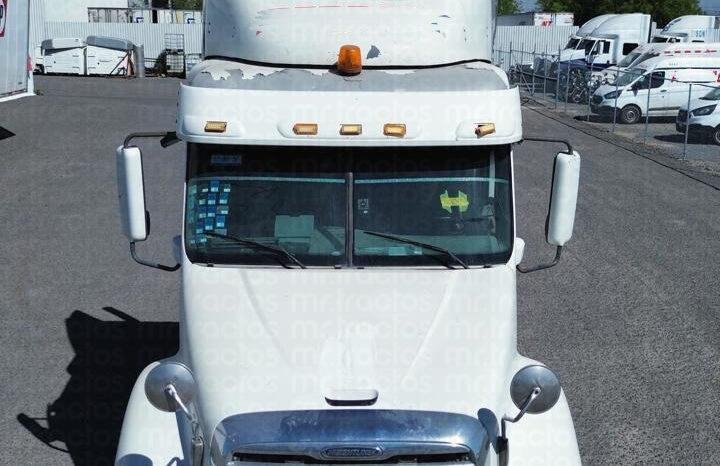 
								Freightliner Columbia 2013 lleno									