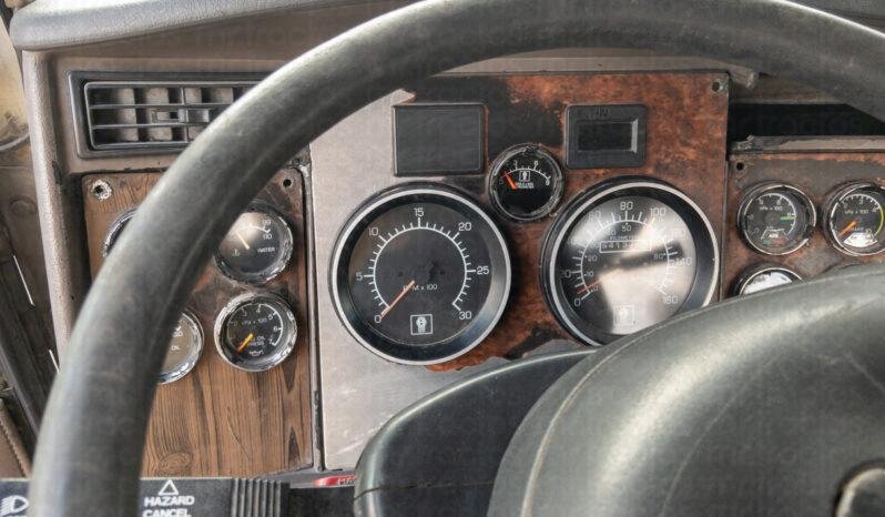 
								Kenworth T600 2004 lleno									