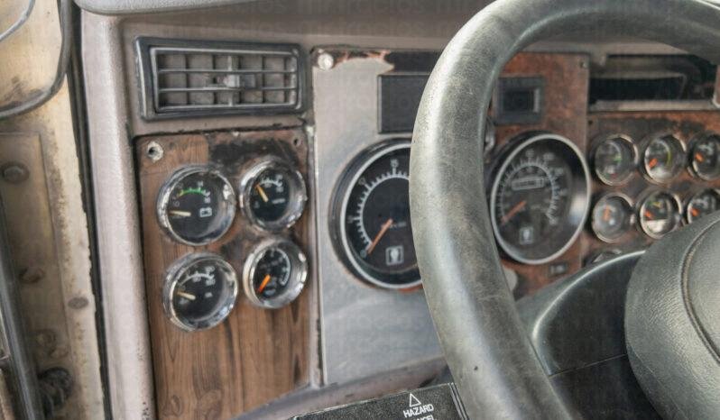 
								Kenworth T600 2004 lleno									