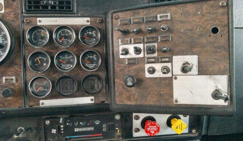 
								Kenworth T600 1999 lleno									