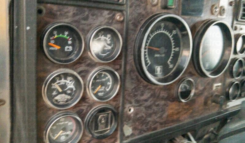 
								Kenworth T600 1999 lleno									