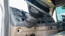 
										Freightliner Cascadia 2015 lleno									