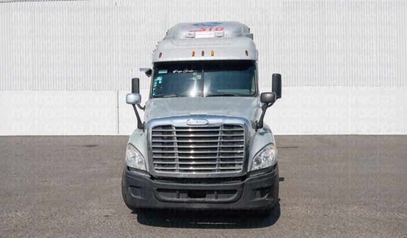 
								Freightliner Cascadia 2015 lleno									