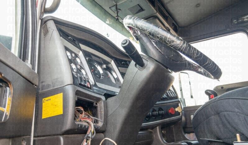 
								Kenworth T660 2014 lleno									