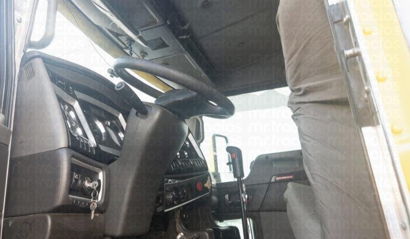 
								Kenworth T660 2014 lleno									