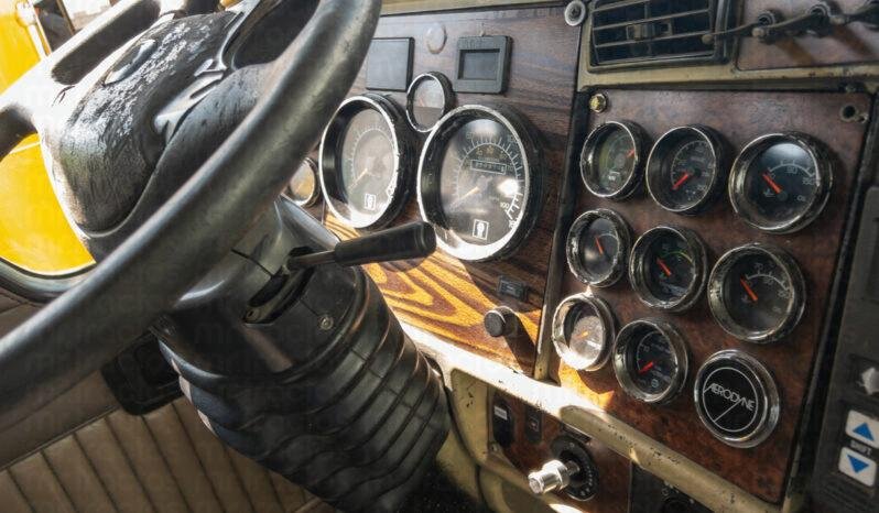 Kenworth T600 2004 lleno