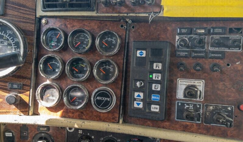 Kenworth T600 2004 lleno