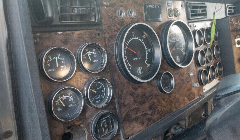 
								Kenworth T600 1999 lleno									