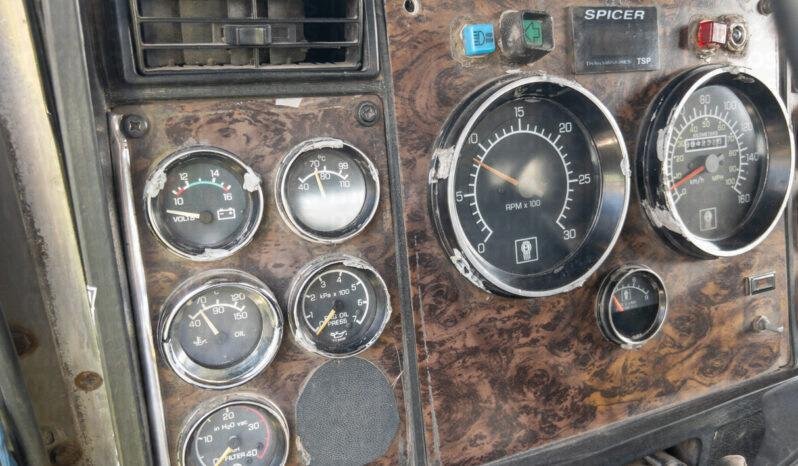 
								Kenworth T600 1999 lleno									