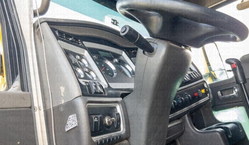 Kenworth T660 2015 lleno