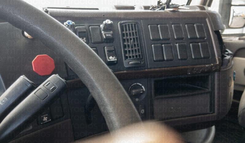 
								Volvo D13 2014 lleno									