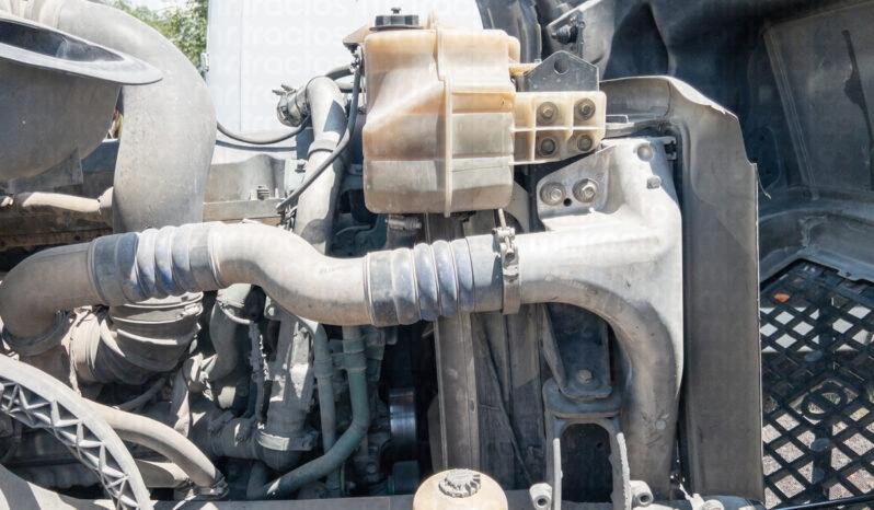 
								Volvo D13 2013 lleno									