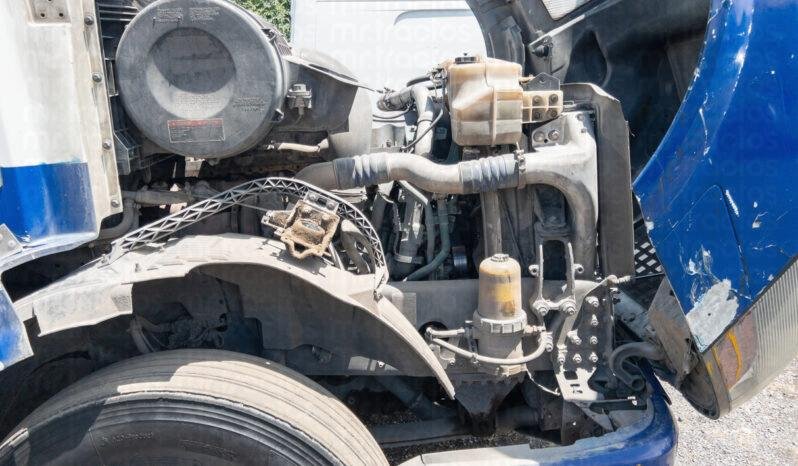 
								Volvo D13 2013 lleno									