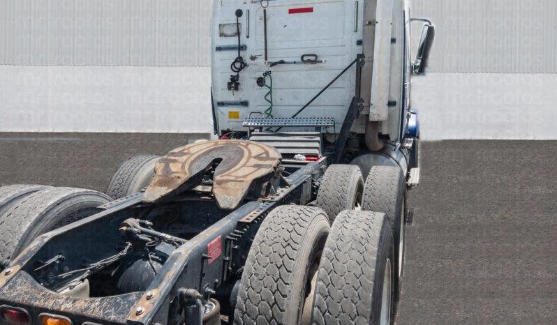 
								Volvo D13 2013 lleno									