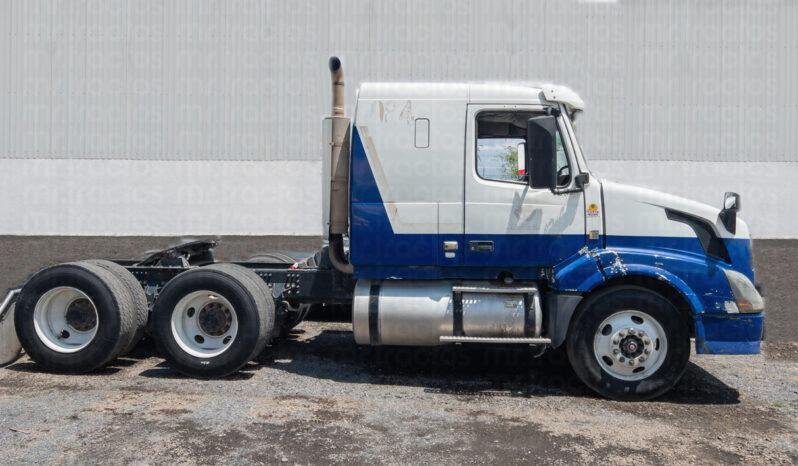 
								Volvo D13 2013 lleno									