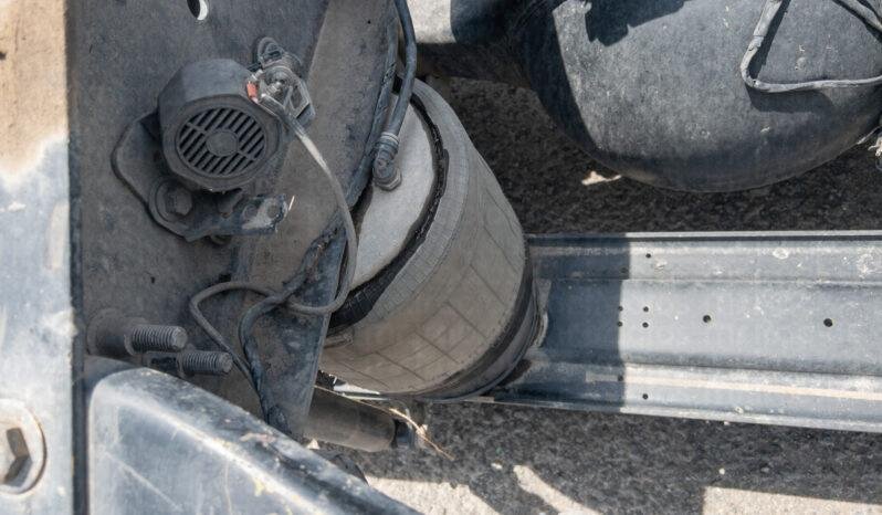 
								Volvo D13 2014 lleno									