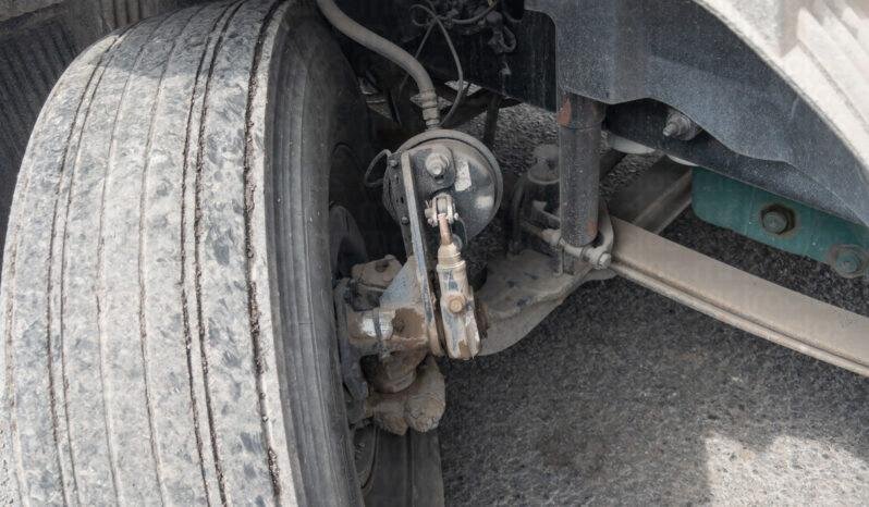 
								Volvo D13 2014 lleno									