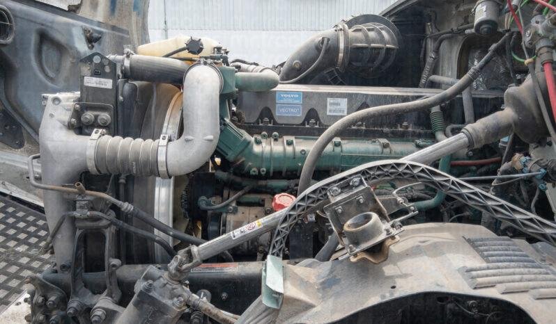 
								Volvo D13 2014 lleno									