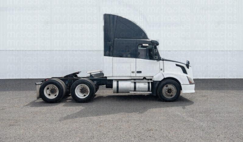 
								Volvo D13 2014 lleno									