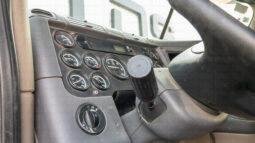 
										Freightliner Cascadia 2015 lleno									