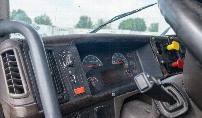 
								Volvo D13 2014 lleno									