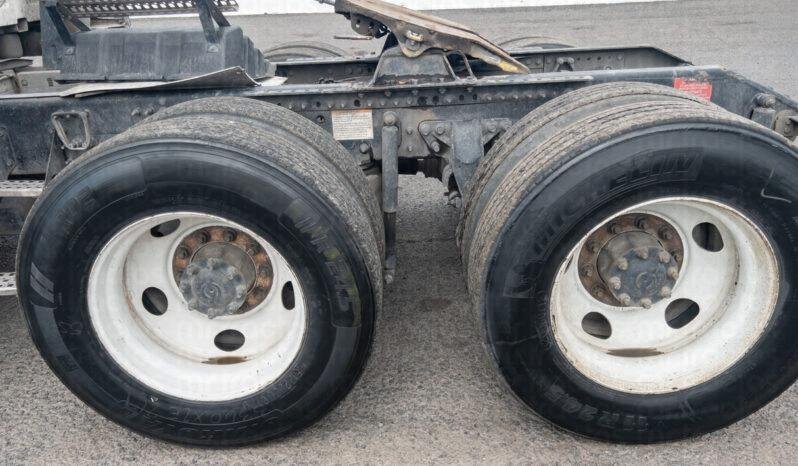 
								Volvo D13 2014 lleno									