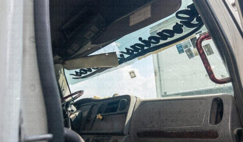 
								Freightliner Torton M2 2013 lleno									