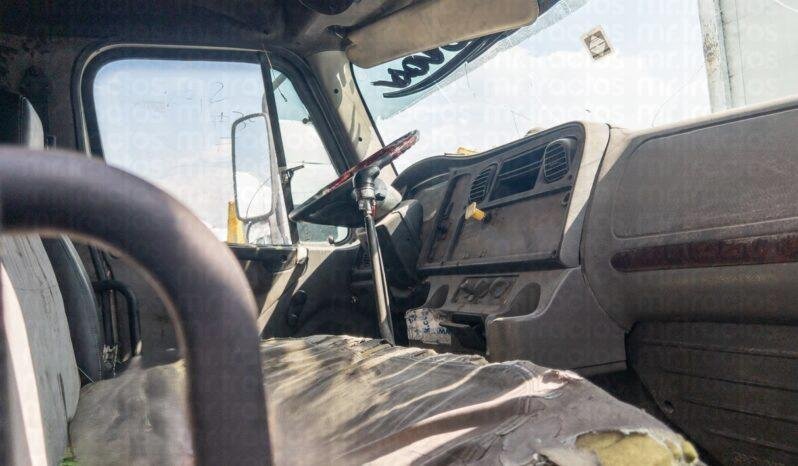 
								Freightliner Torton M2 2013 lleno									