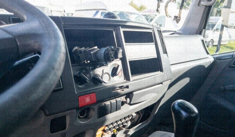 
								Isuzu Elf600 2016 lleno									