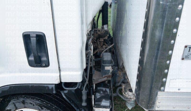 
								Isuzu Elf600 2016 lleno									