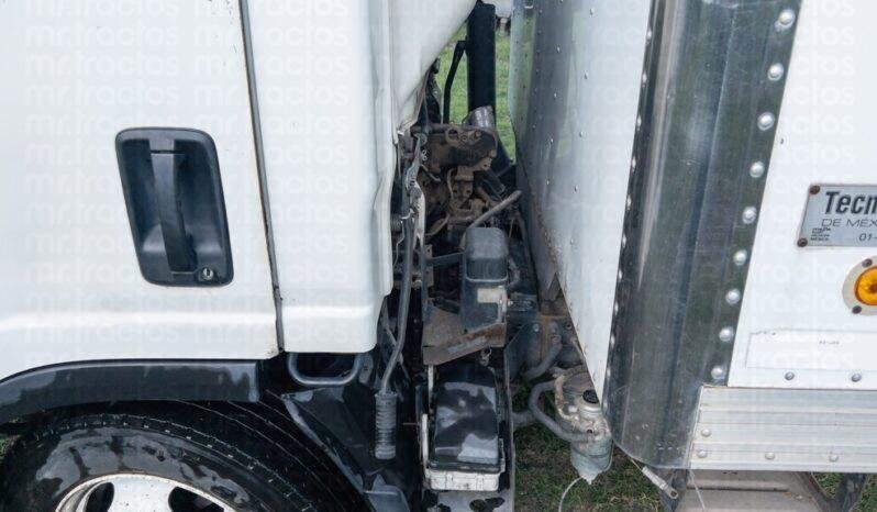 
								Isuzu Elf600 2016 lleno									