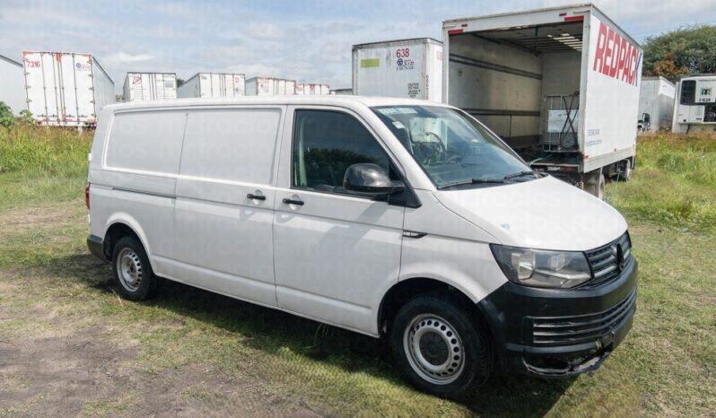 Volkswagen Transporter 2018 lleno