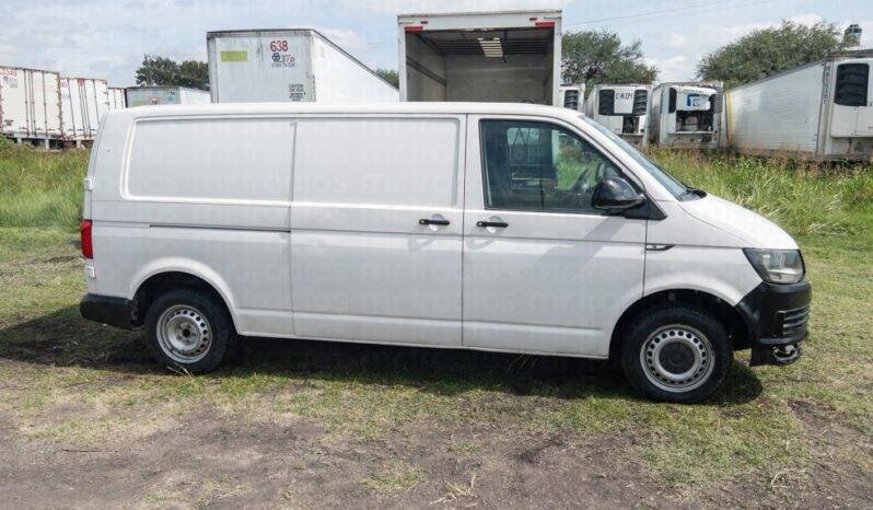 Volkswagen Transporter 2018 lleno