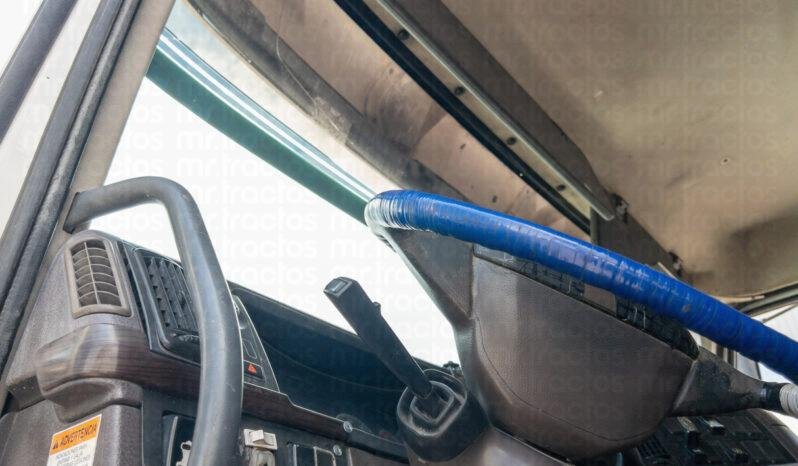 
								Volvo D13 2014 lleno									