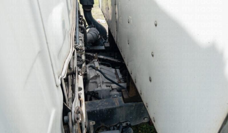 
								Isuzu Elf300 2010 lleno									