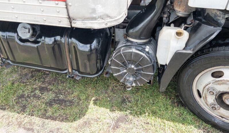 
								Isuzu Elf300 2010 lleno									