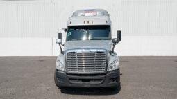 Freightliner Cascadia 2015 lleno