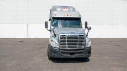 Freightliner Cascadia 2015 lleno
